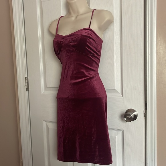 2 Dresses For $30 - Picture 8 of 8